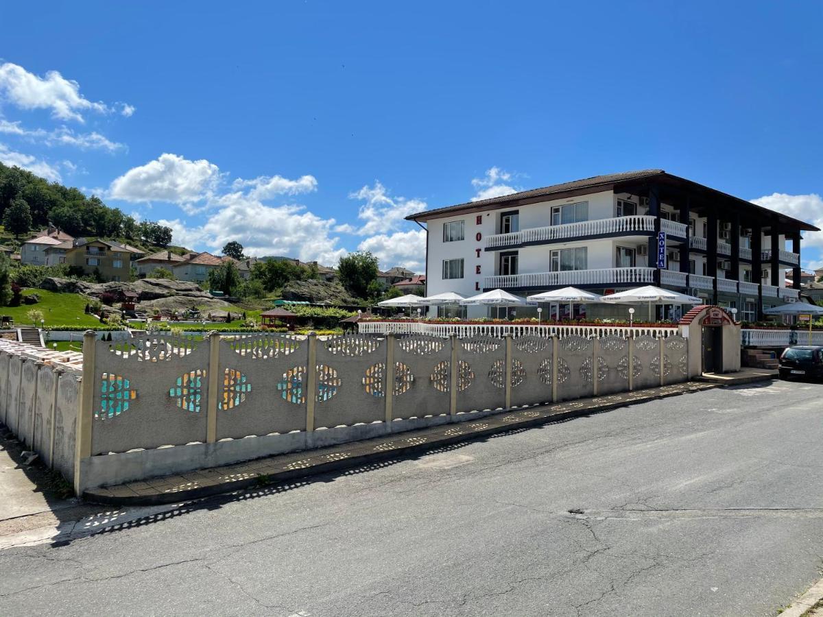 Hotel Elit كيركوفو المظهر الخارجي الصورة