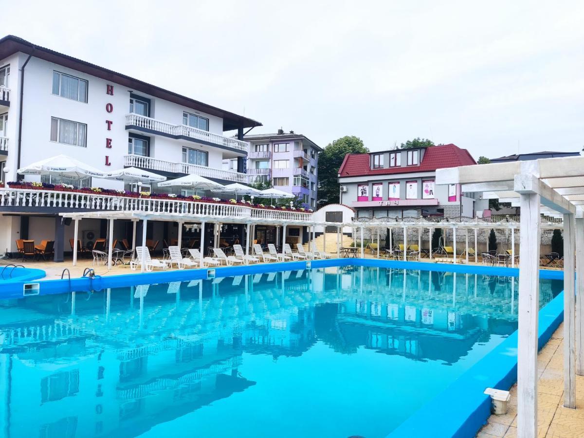 Hotel Elit كيركوفو المظهر الخارجي الصورة