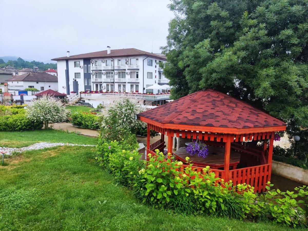 Hotel Elit كيركوفو المظهر الخارجي الصورة